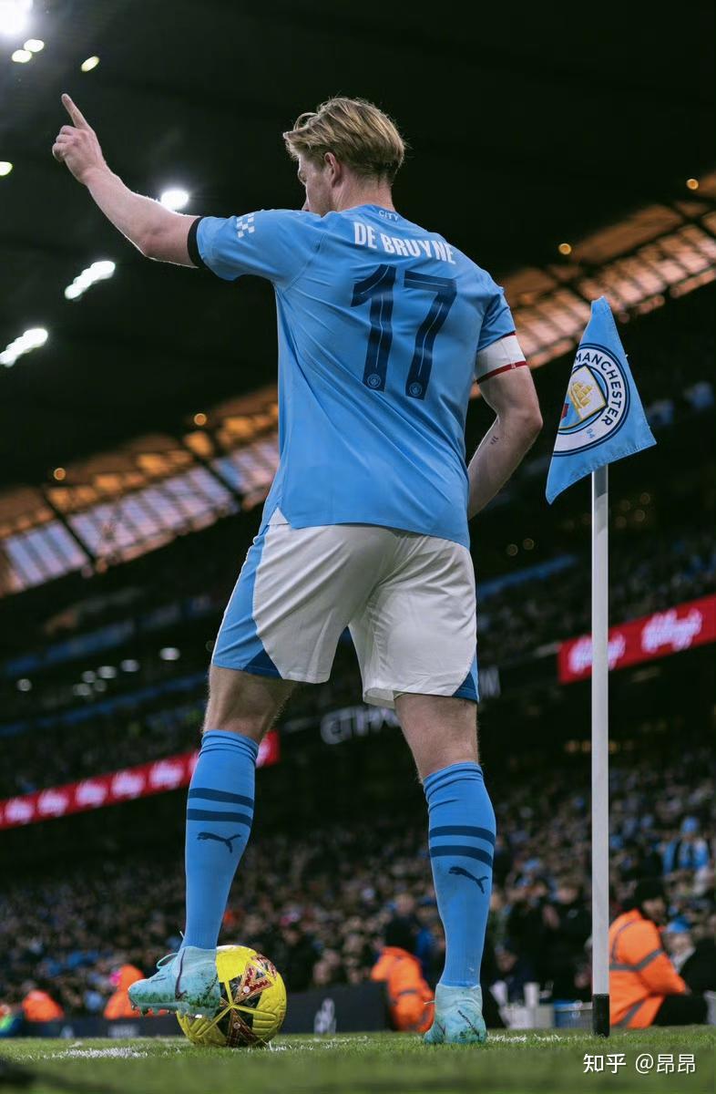 法国客战阿塞拜疆：埃基蒂克、恩昆库首发，舍瓦利耶出战