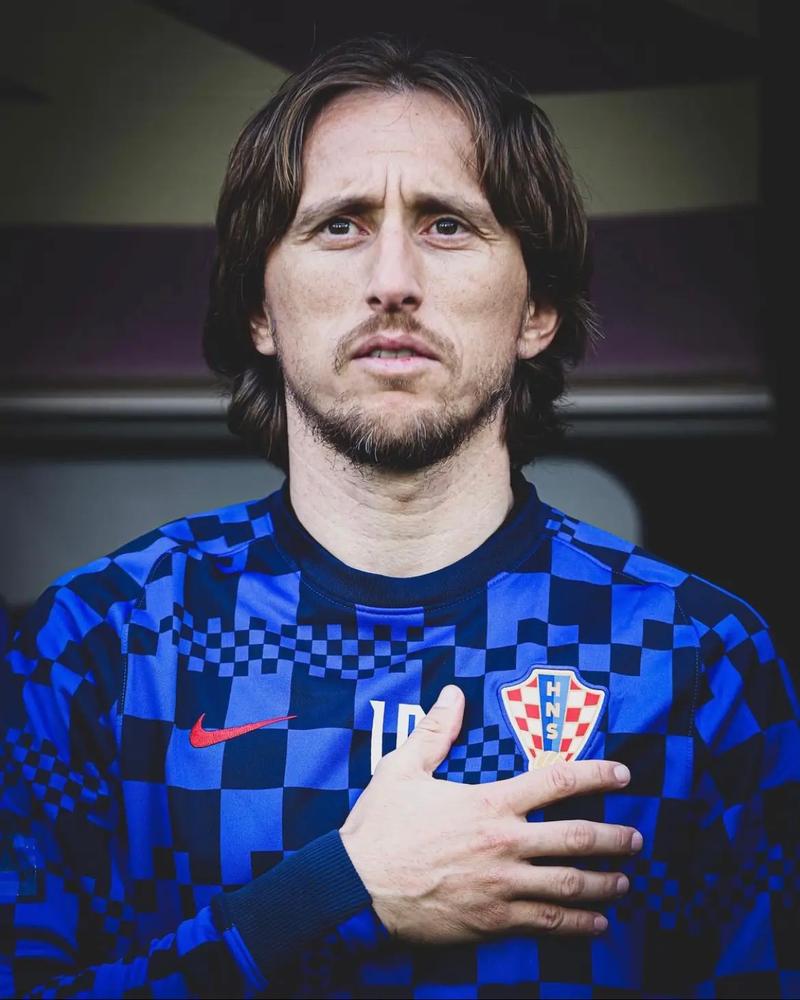 那不勒斯求购弗拉泰西：齐沃给足替补机会，他却难证明自己？